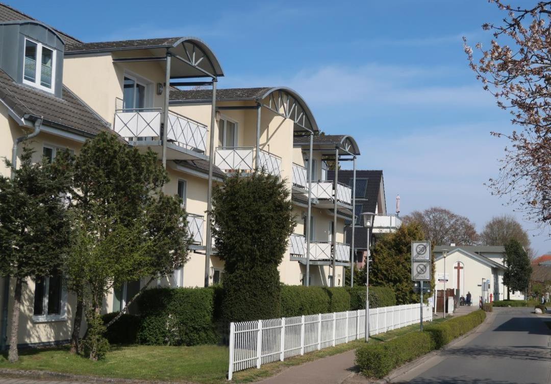 Wohnung 9 Meer-Ruhe Im Haus Stranddistel Komfortable Ferienwohnung Im 1 Og Fuer 4 Personen In Zingst Eksteriør bilde